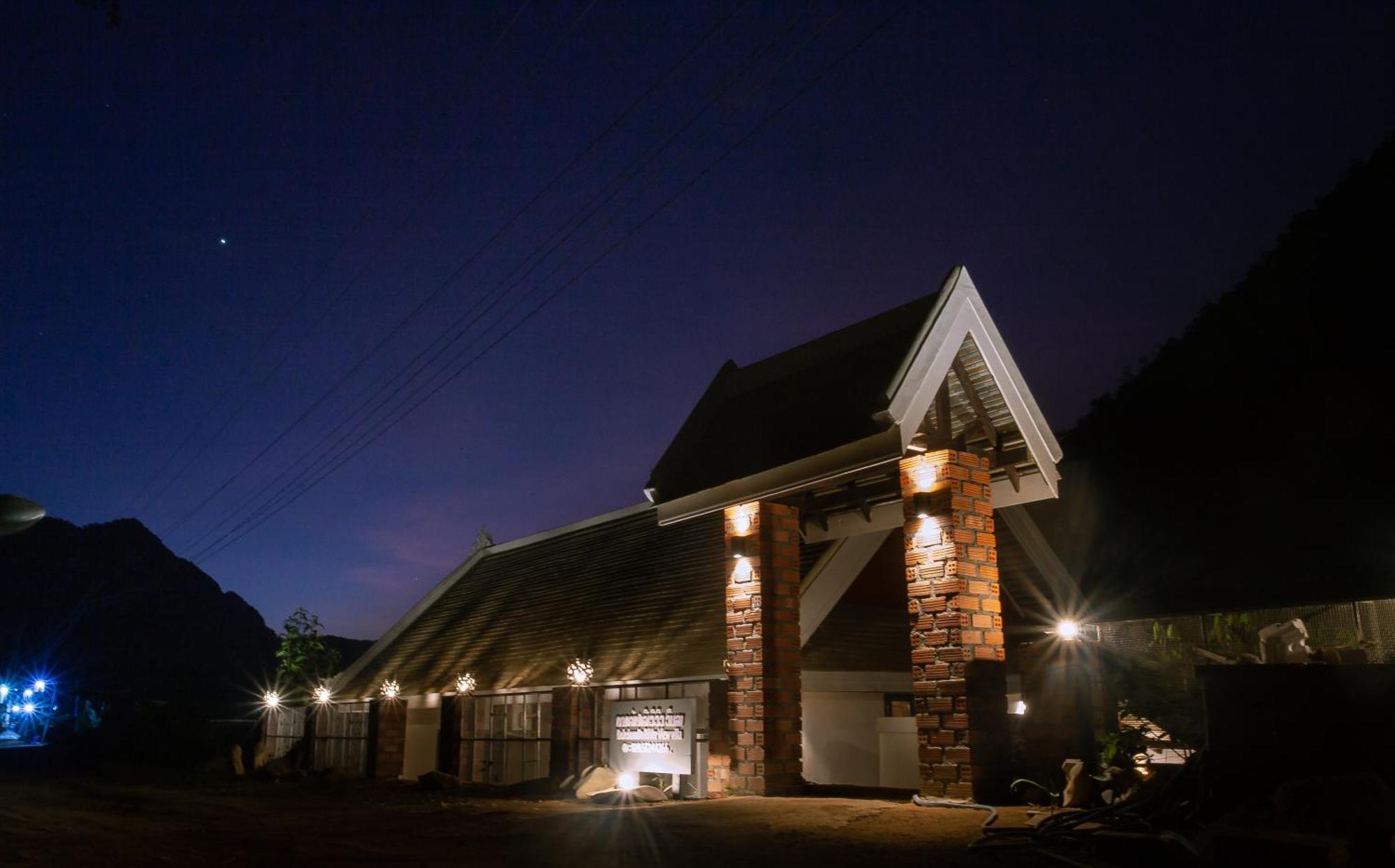 Dokchampa River View Villa Nong Khiaw Exterior photo