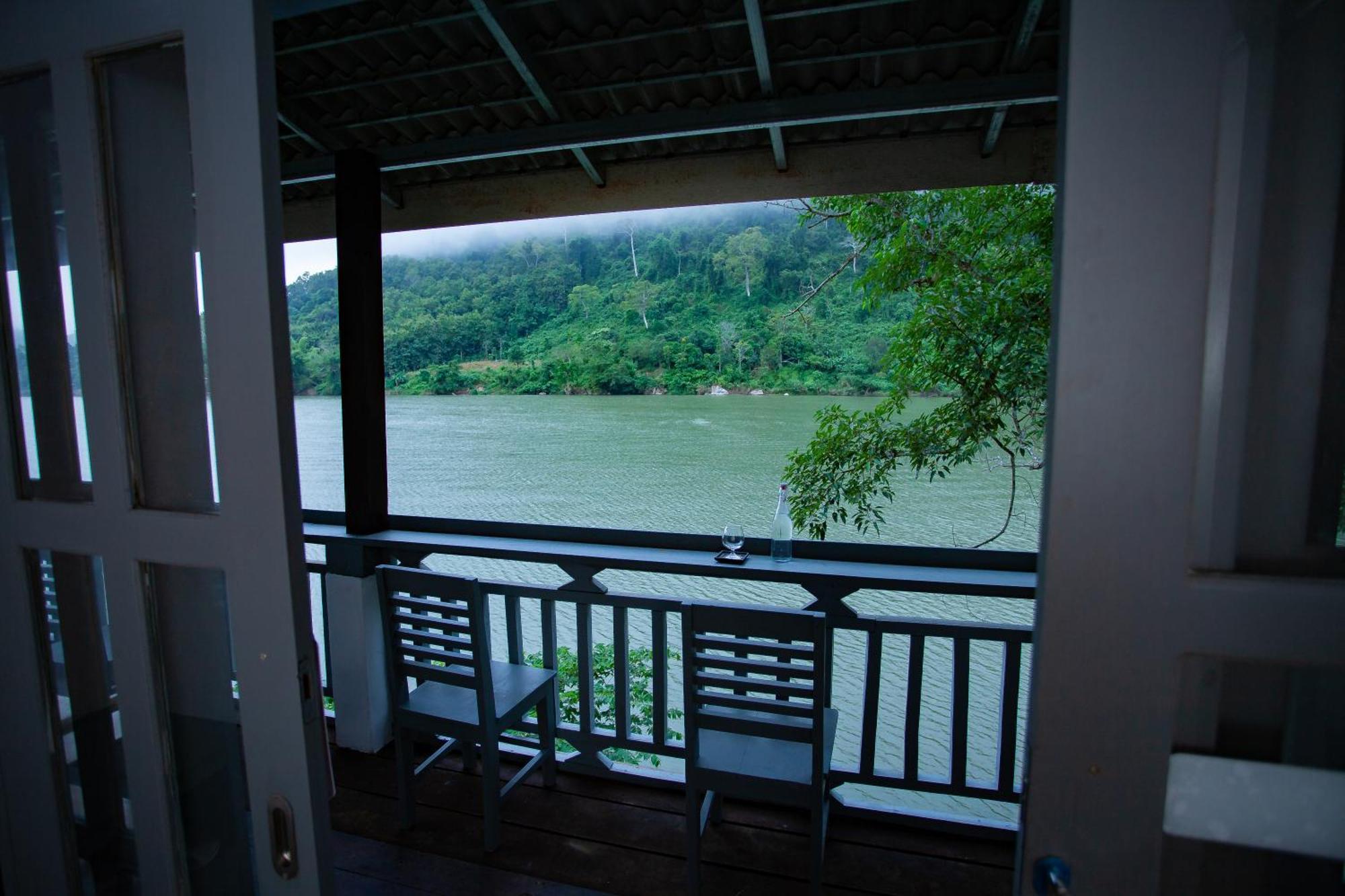 Dokchampa River View Villa Nong Khiaw Exterior photo